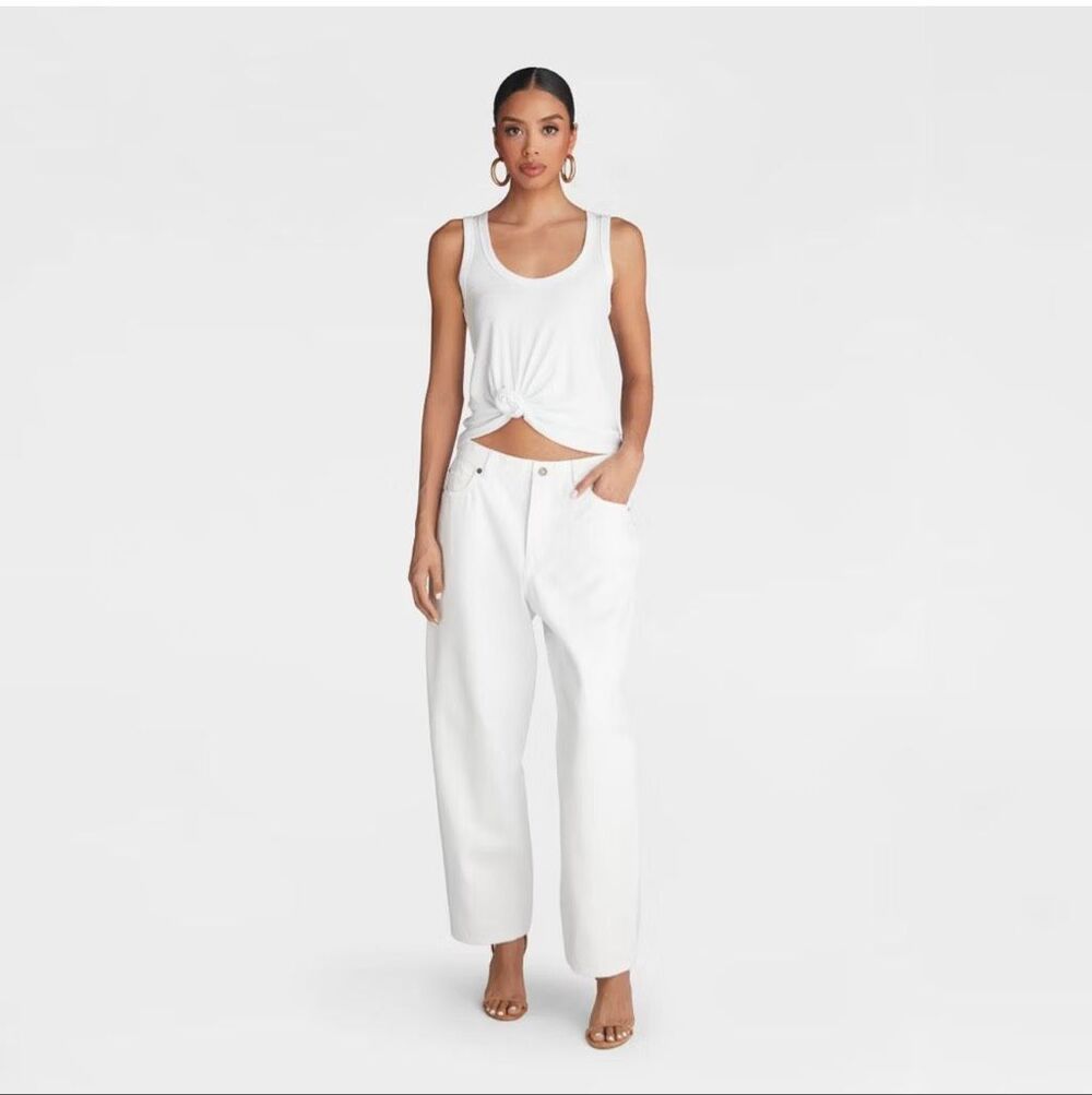 KBB by Kahlana White Straight Leg Jeans Size 0 New